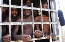 Quella fabbrica di tortura chiamata Libia: come funziona, chi la comanda, chi la finanzia