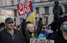 Un movimento per fermare in Europa la guerra di Putin. E la Nato