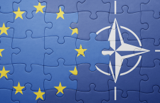 Sotto l’atlantismo niente. L’Europa messa a nudo della guerra ucraina