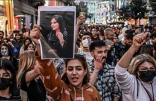 Le donne in Iran, la repressione turca e il doppio standard dell’Occidente