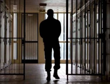 Per il governo torturare i detenuti non è reato