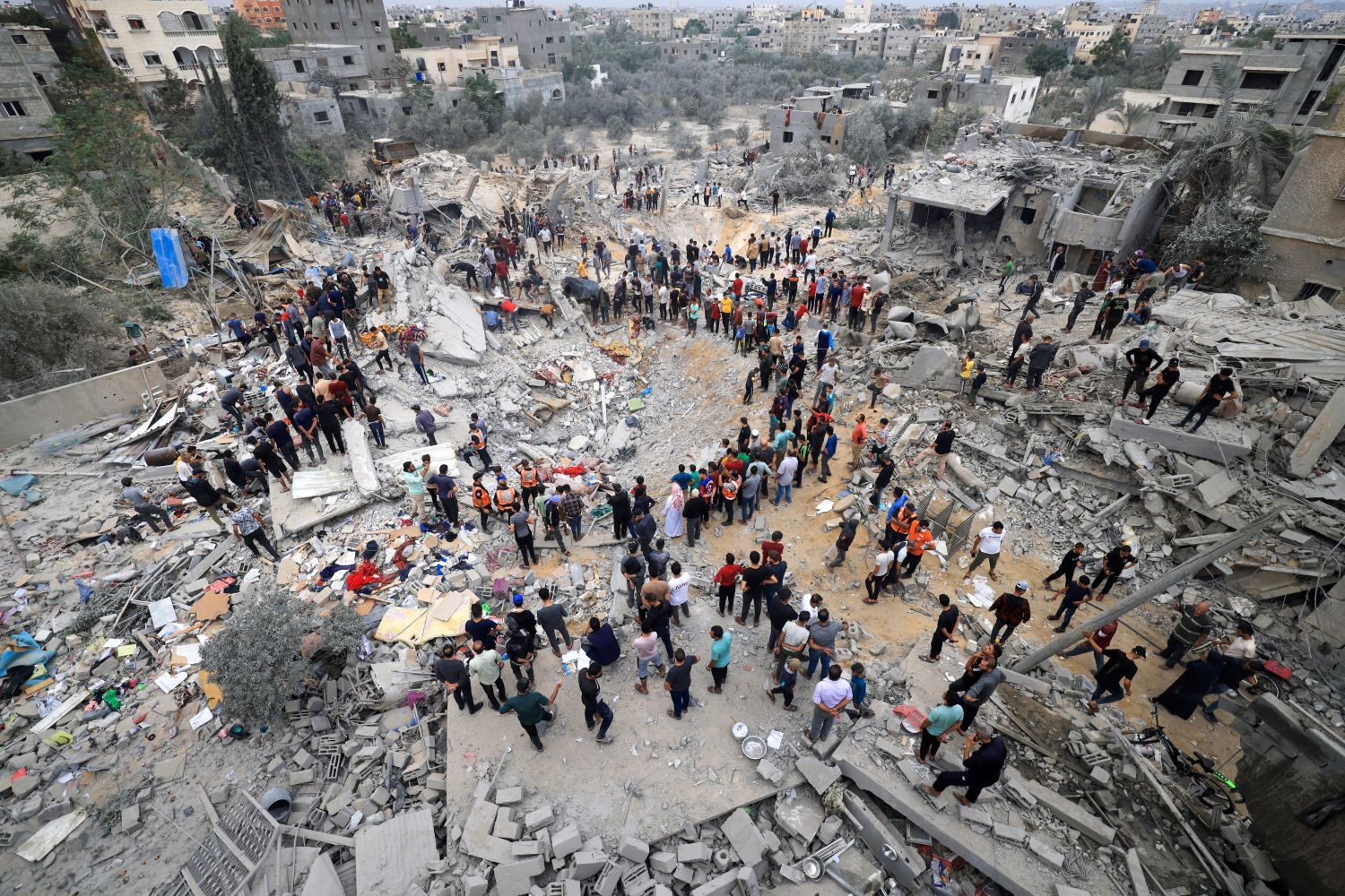 Parla Ghassan Abu Sitta: “Gaza è il laboratorio a cui il capitale globale guarda per la gestione delle popolazioni in eccesso”