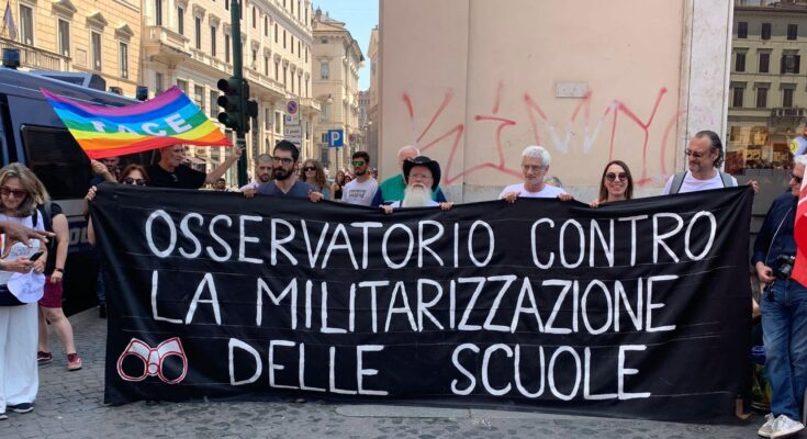 La scuola dentro la guerra: il nuovo esercito di Crosetto non si ferma alle caserme