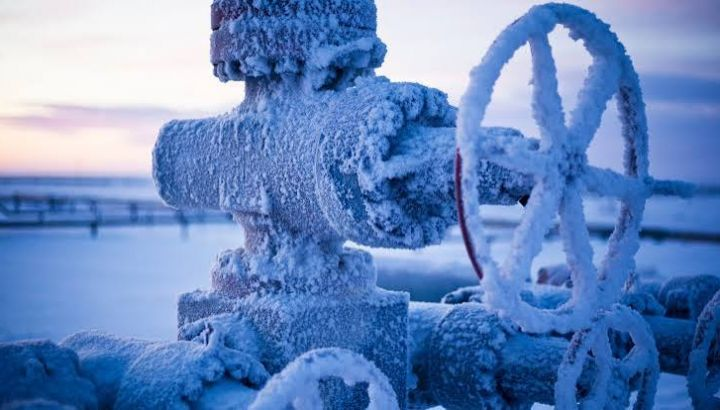L’Europa verso l’inverno con scorte di gas ai minimi storici e mercati nel caos
