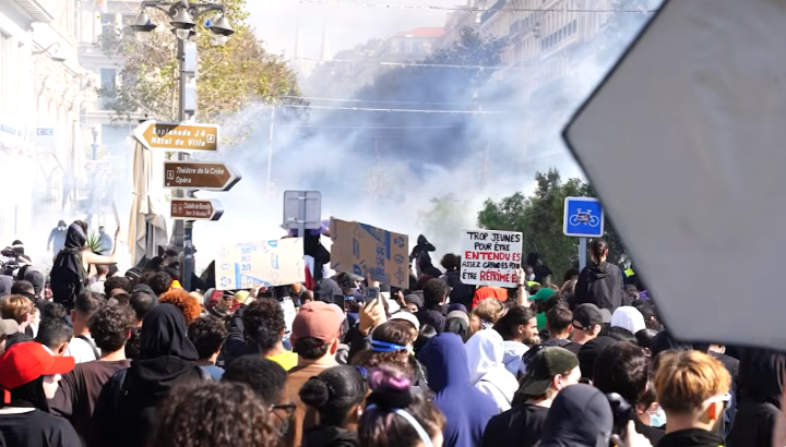 Le proteste francesi viste dall’interno. Video